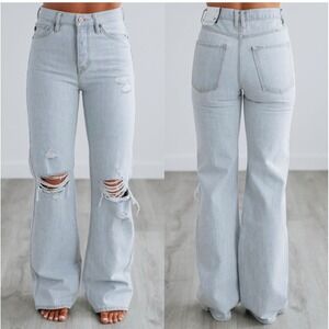 KanCan High Rise Wide Leg Distressed Jeans Light Wash Button Fly Size 9